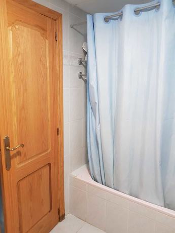 Imagen de la habitación del Hotel Lazaro, Calamocha. Foto 7