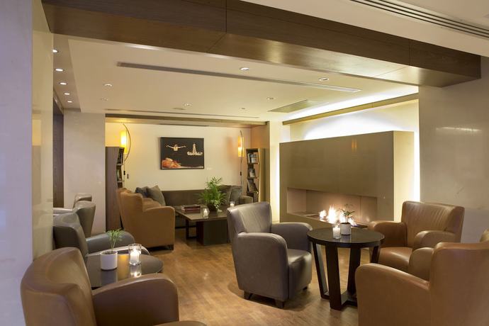 Imagen de los interiores del Hotel Lazart Hotel, Trademark Collection by Wyndham. Foto 19