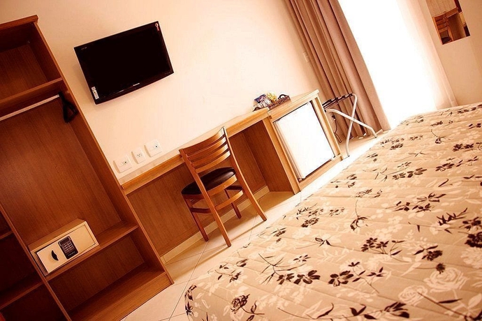 Imagen de la habitación del Hotel Lazuli. Foto 10