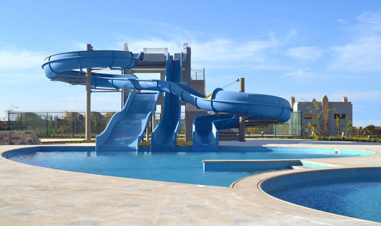 Imagen de la piscina del Hotel Lazuli Marsa Alam. Foto 17
