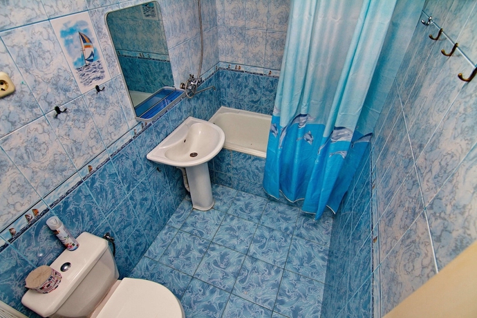 Imagen de la habitación del Hotel Lazur Guest House. Foto 10