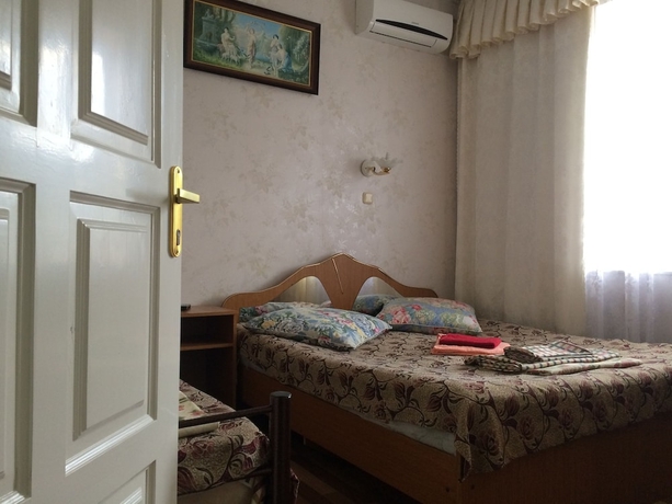 Imagen de la habitación del Hotel Lazur Guest House. Foto 11