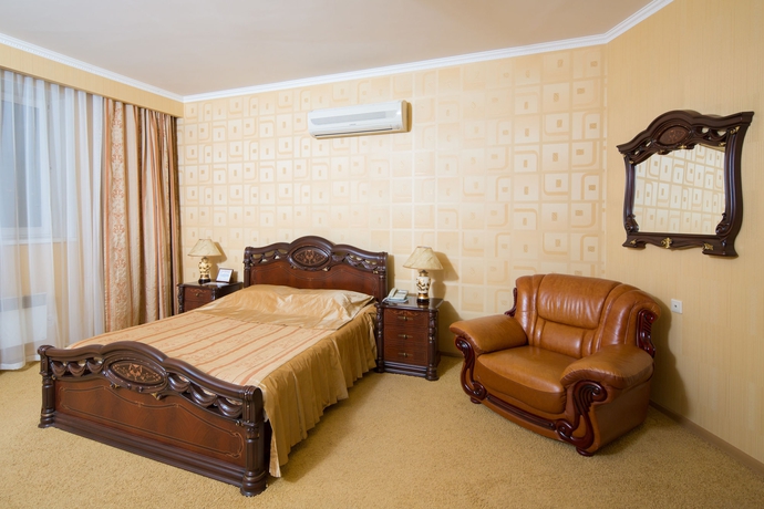 Imagen de la habitación del Hotel Lazurny Bereg, Irkutsk. Foto 9