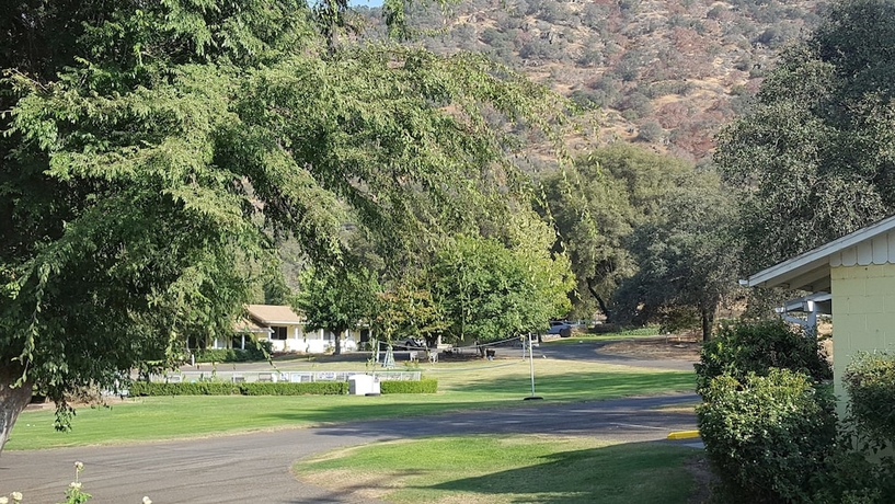 Imagen general del Hotel Lazy J Ranch Motel. Foto 1