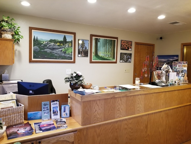 Imagen de los interiores del Hotel Lazy J Ranch Motel. Foto 14