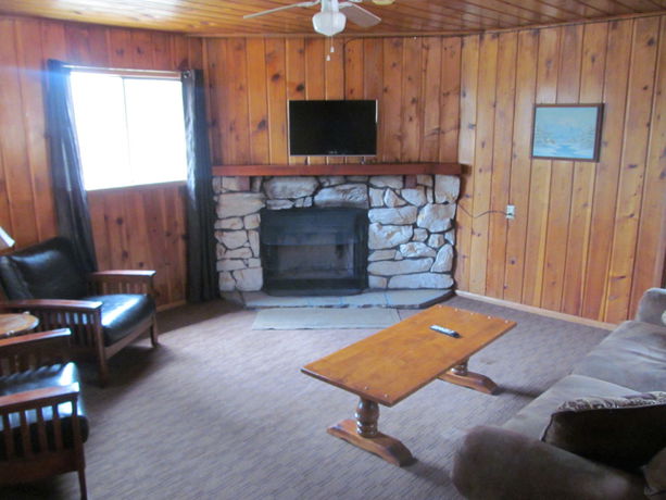 Imagen general del Hotel Lazy Oaks Resort. Foto 2