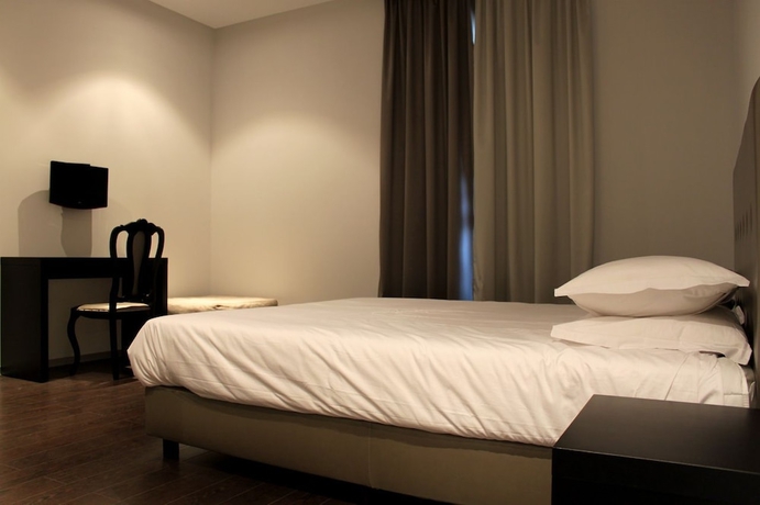 Imagen de la habitación del Hotel Lazza. Foto 6