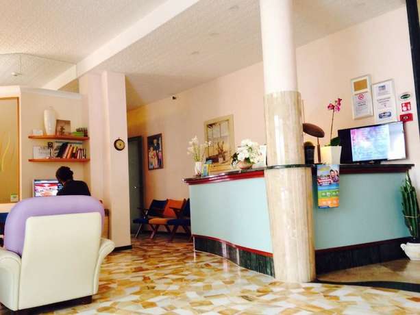 Imagen de los interiores del Hotel Lazzarini. Foto 16