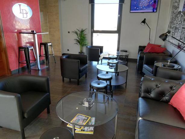 Imagen del bar/restaurante del Hotel Lb Lebrija. Foto 2