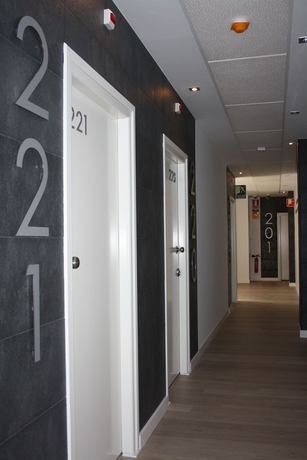 Imagen de los interiores del Hotel Lb Villa De Cuenca. Foto 12