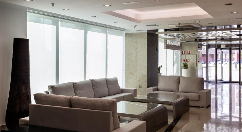 Imagen de los interiores del Hotel Lcb Fuenlabrada. Foto 13