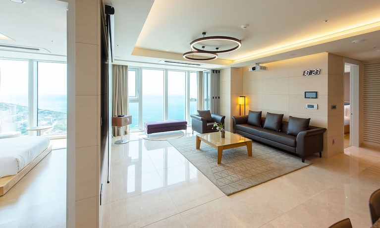Imagen de la habitación del Hotel Lct Residence. Foto 10