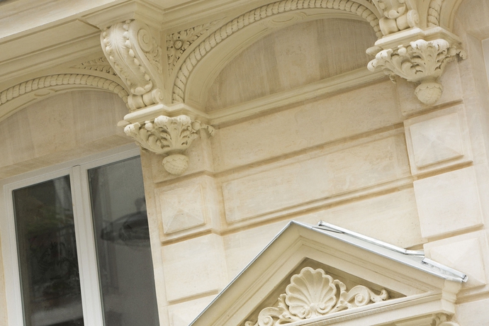 Imagen de los exteriores del Hotel Le 10 Bis. Foto 15