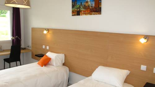 Imagen de la habitación del Hotel Le 15. Foto 8