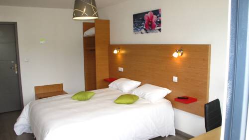 Imagen de la habitación del Hotel Le 15. Foto 9