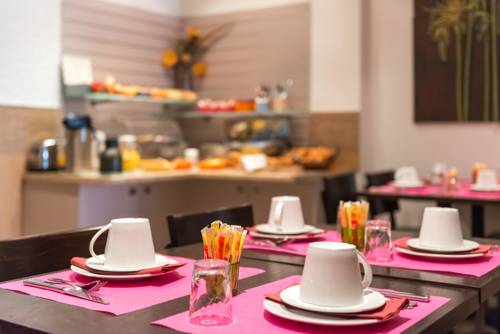 Imagen del bar/restaurante del Hotel Le 21. Foto 2