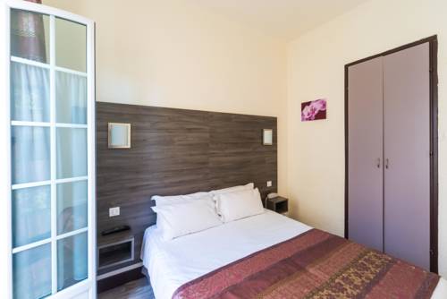 Imagen de la habitación del Hotel Le 21. Foto 12