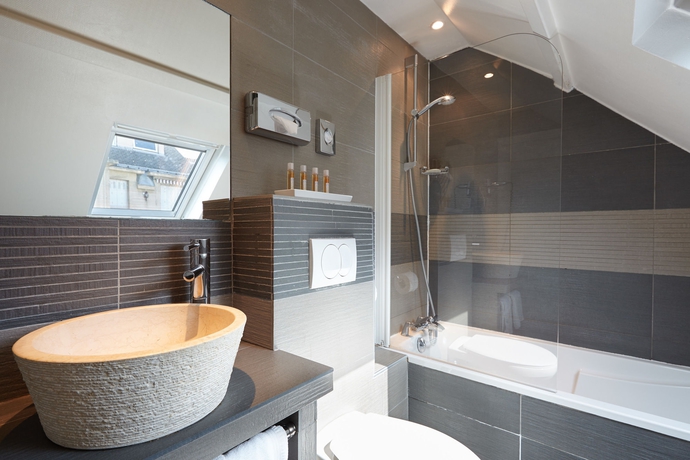 Imagen de la habitación del Hotel Le 46. Foto 4