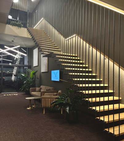 Imagen de los interiores del Hotel Le 830. Foto 19