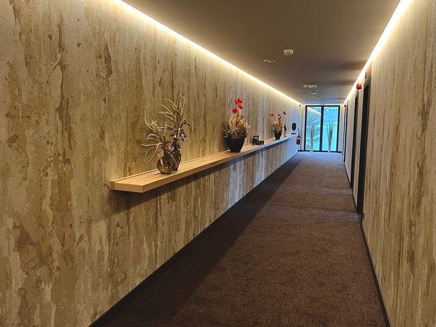 Imagen de la habitación del Hotel Le 830. Foto 13