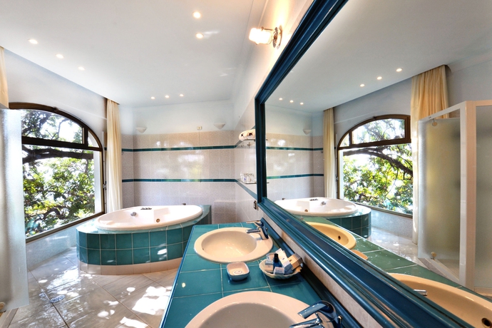 Imagen de la habitación del Hotel Le Agavi. Foto 8