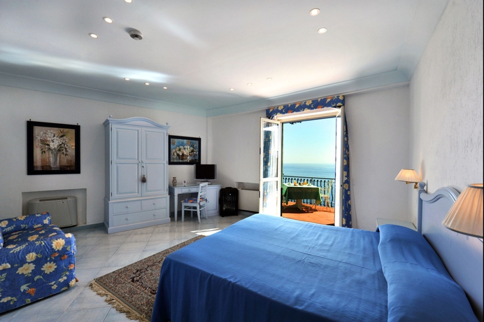 Imagen de la habitación del Hotel Le Agavi. Foto 9