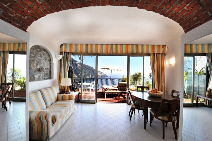 Imagen de los interiores del Hotel Le Agavi. Foto 14