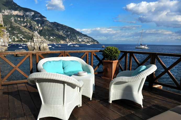 Imagen de los exteriores del Hotel Le Agavi. Foto 12