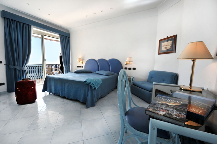 Imagen de la habitación del Hotel Le Agavi. Foto 11