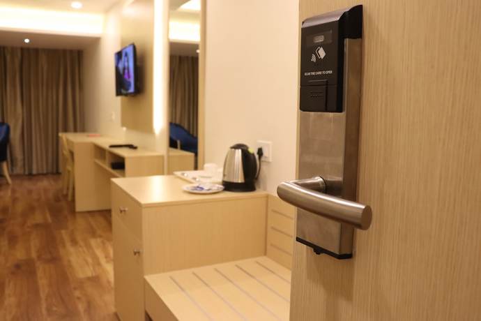 Imagen de la habitación del Hotel Le Amor. Foto 8