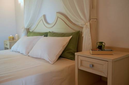Imagen de la habitación del Hotel Le Anfore, Crabonaxa/Villasimius. Foto 6