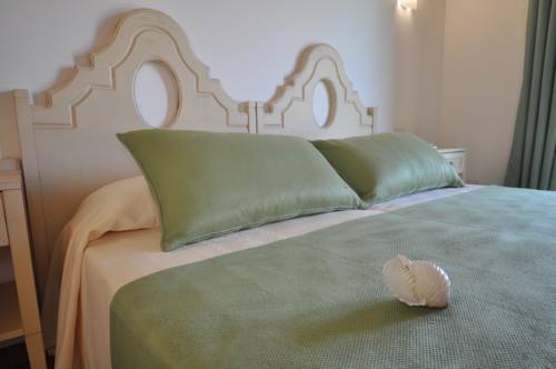 Imagen de la habitación del Hotel Le Anfore, Crabonaxa/Villasimius. Foto 10