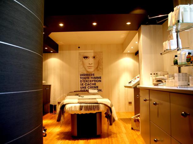 Imagen de los interiores del Hotel Le Bailliage. Foto 8