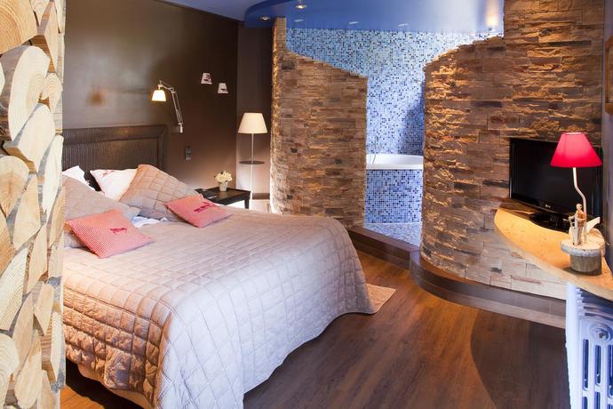 Imagen de la habitación del Hotel Le Bailliage. Foto 6