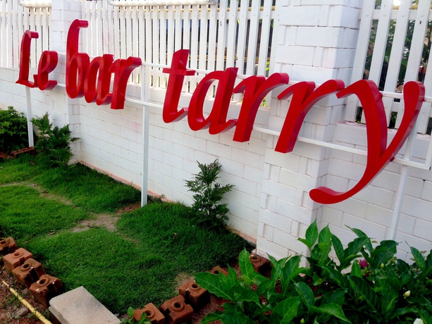 Imagen general del Hotel Le Bar Tarry. Foto 4