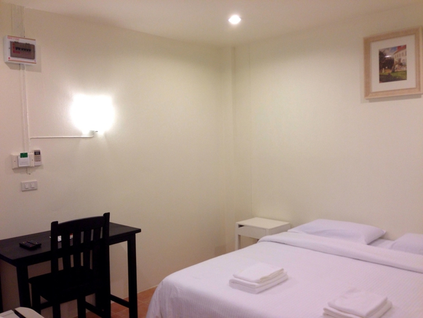 Imagen de la habitación del Hotel Le Bar Tarry. Foto 12