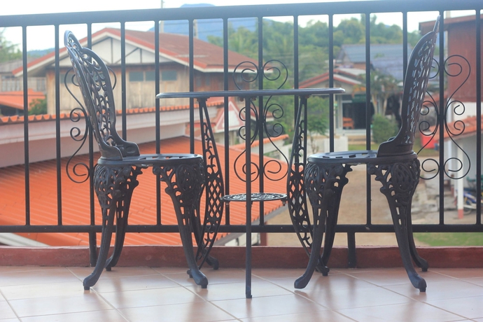 Imagen de los exteriores del Hotel Le Bar Tarry. Foto 14