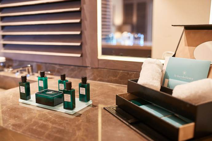 Imagen de la habitación del Hotel Le Barth&eacute;lemy and Spa. Foto 14