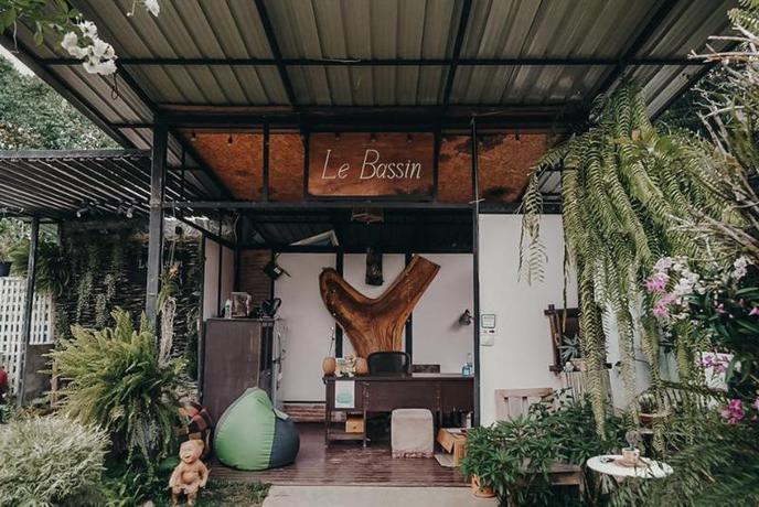 Imagen de los interiores del Hotel Le Bassin Erawan Resort. Foto 7