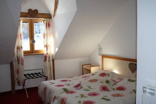 Imagen de la habitación del Hotel Le Bataclan. Foto 6