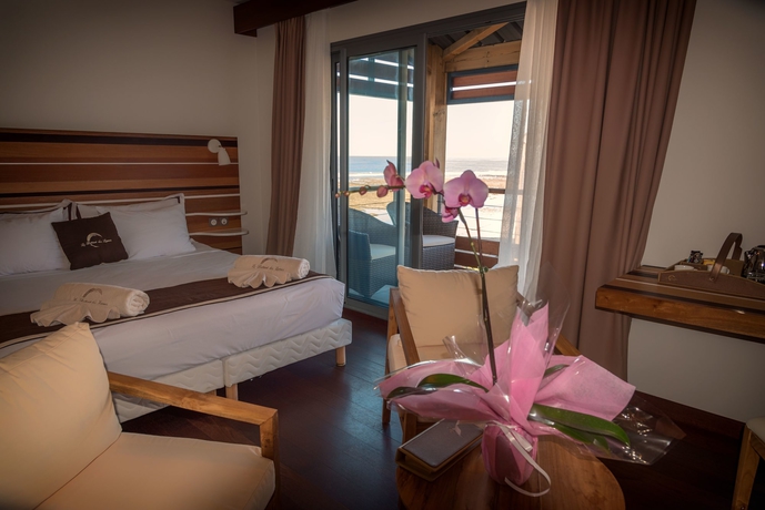 Imagen de la habitación del Hotel Le Battant Des Lames. Foto 3