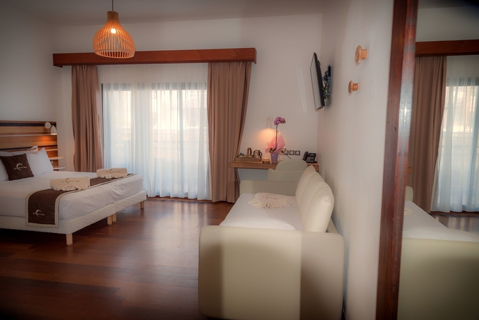 Imagen de la habitación del Hotel Le Battant Des Lames. Foto 15