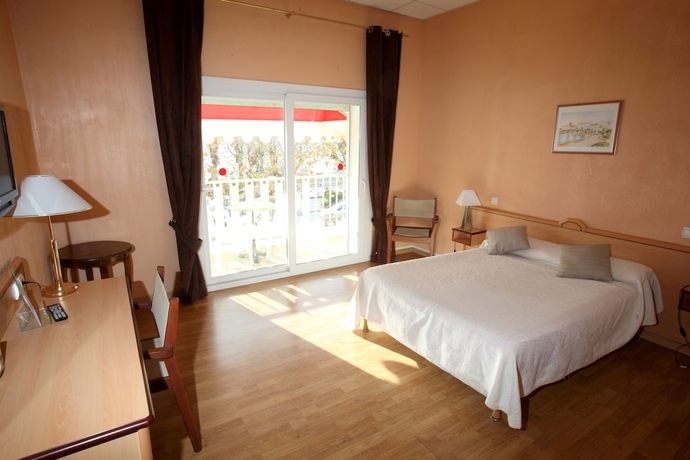 Imagen de la habitación del Hotel Le Beau S&eacute;jour. Foto 16