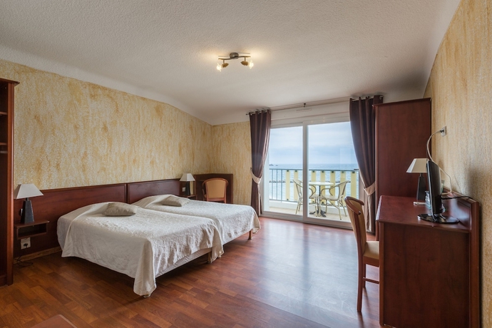 Imagen de la habitación del Hotel Le Beau S&eacute;jour, Saint Raphael. Foto 8