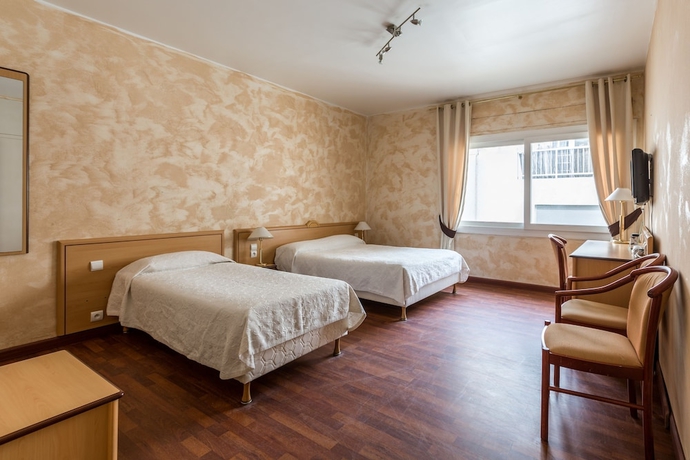 Imagen de la habitación del Hotel Le Beau S&eacute;jour, Saint Raphael. Foto 13