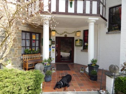 Imagen de los exteriores del Hotel Le Beau Site. Foto 6