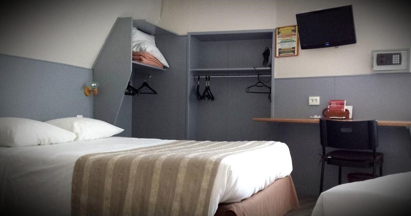 Imagen de la habitación del Hotel Le Beaugency. Foto 3