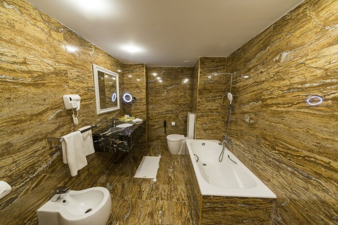 Imagen de la habitación del Hotel Le Beaurivage Bleu H&ocirc;tel And Resort. Foto 3