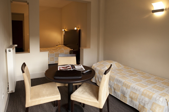 Imagen de los interiores del Hotel Le Beausejour. Foto 12