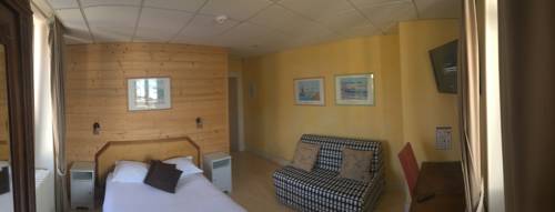 Imagen de la habitación del Hotel Le Bel Abri. Foto 6